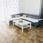 Maison Avec Piscine